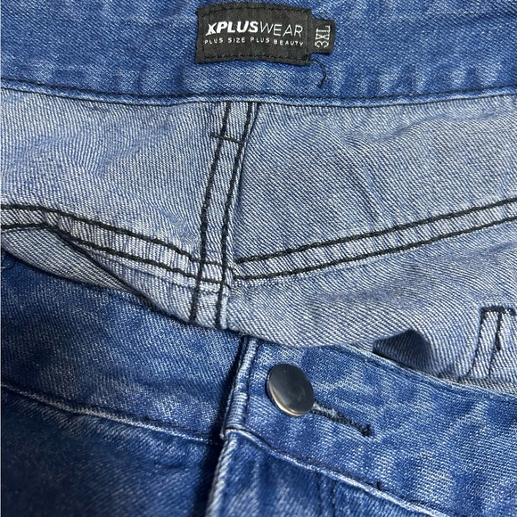 Plus size cutout jeans - Picture 6 of 6